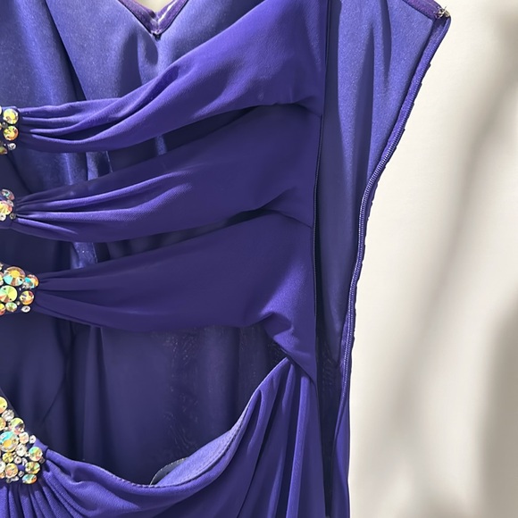 La Femme Rhinestone Strapless Prom Dress - Picture 7 of 9